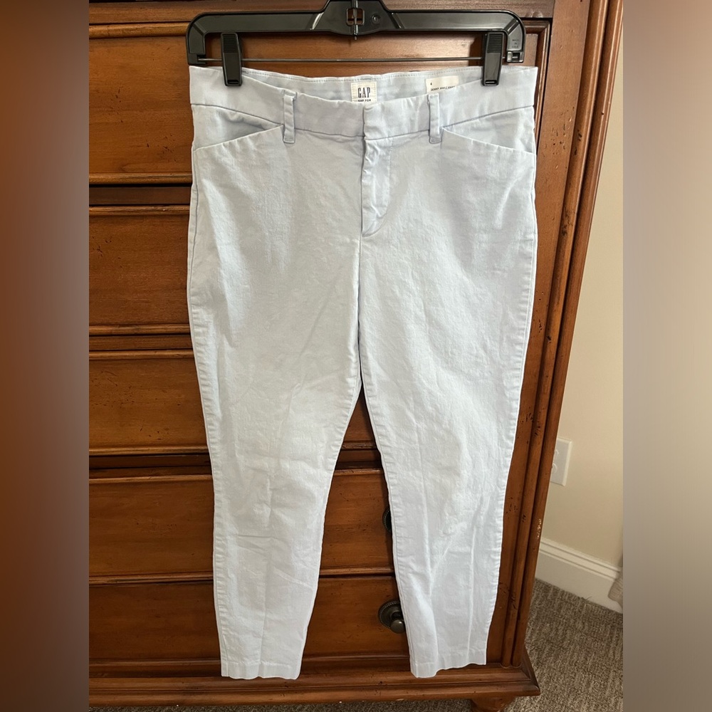 Light blue Gap Skinny Ankle Pants